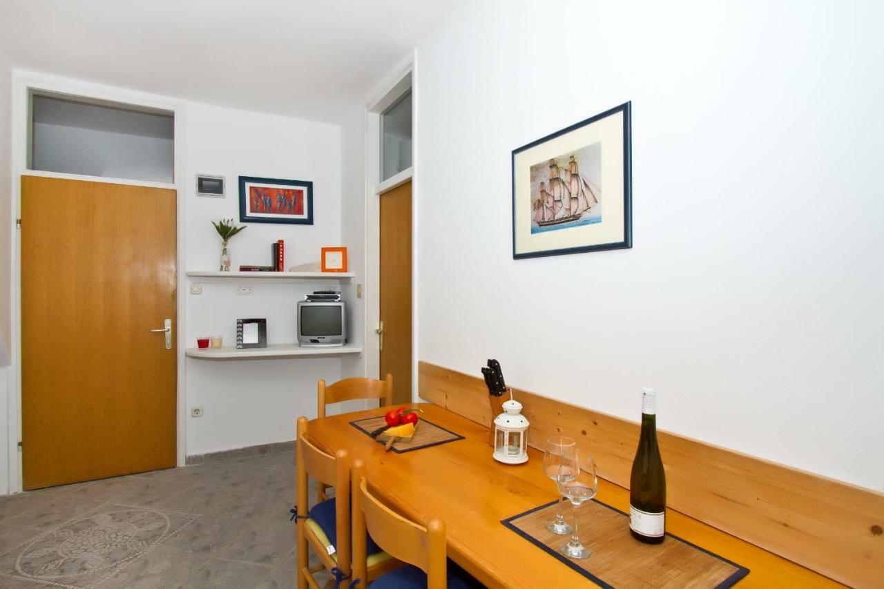 Apartment Center Marija Vodice Extérieur photo